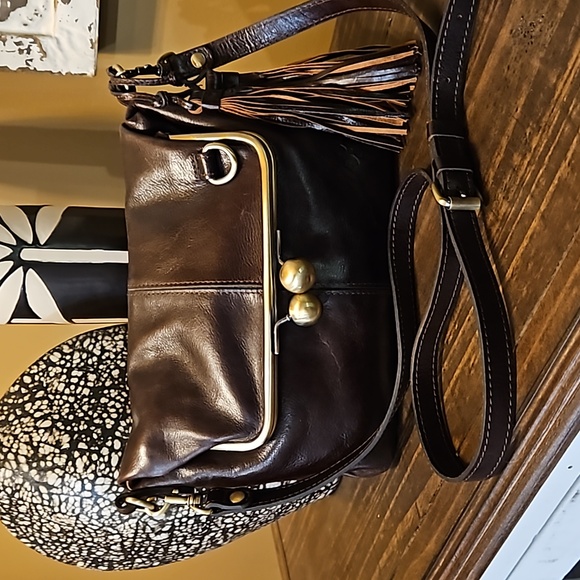 Patricia Nash Handbags - Patricia Nash Brown Levita Kiss lock Bag